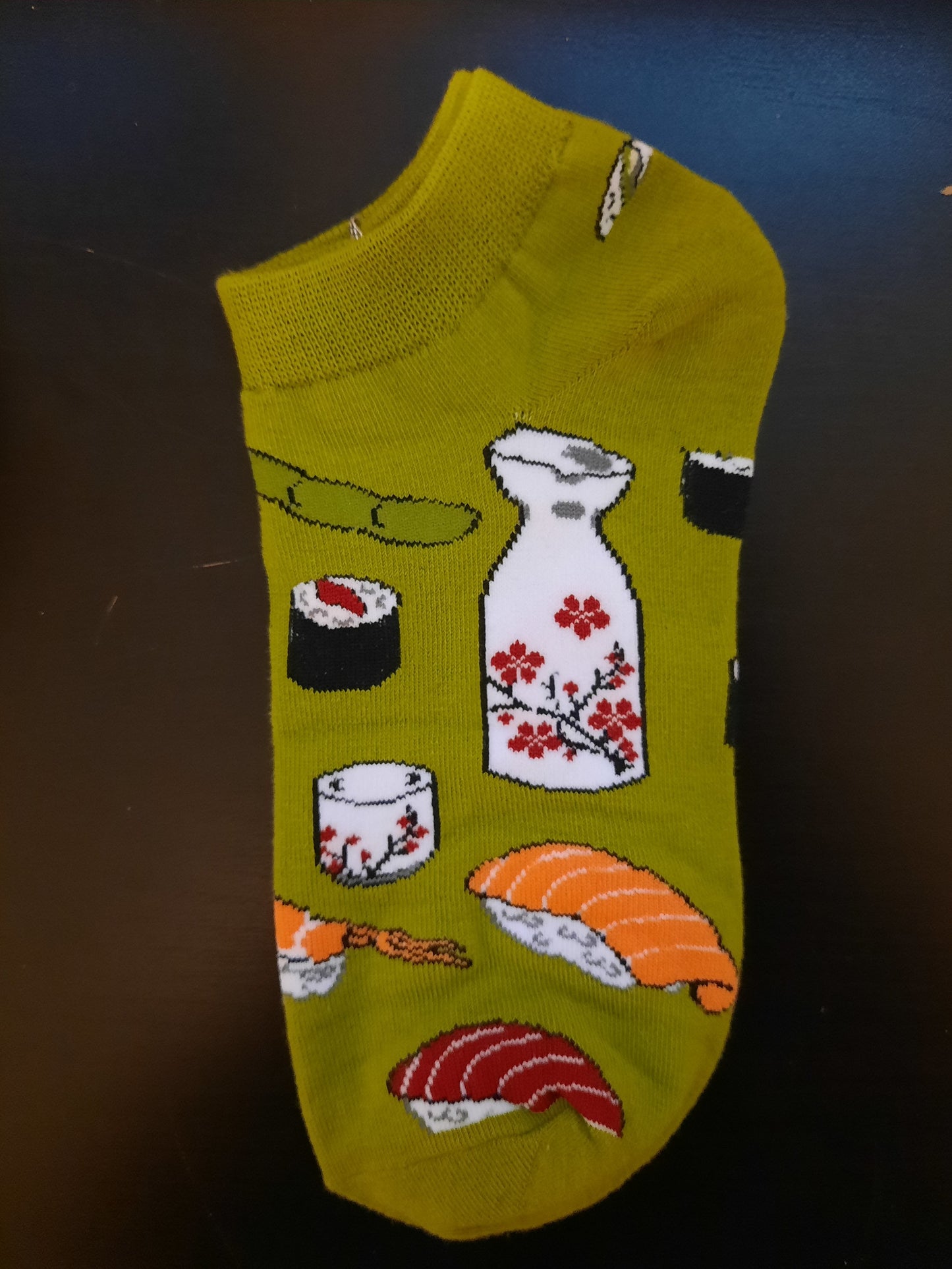 Ankle and Crew Socks - Green sock with sushi