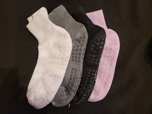 Adult Grippy and Diabetic Socks
